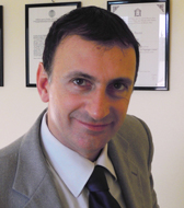 Dr. Roberto Ruga